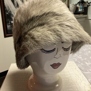 Vintage fur hat, gray made by capital RIKES Dayton, Ohio
